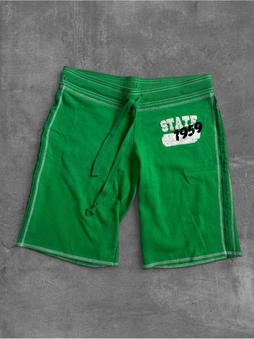 Vintage Y2K Derek Heart Green Bermuda Sweat Shorts | Baggy Athletic Drawstring